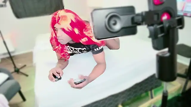 Snapshot of THICKwithDICKK chatting on 02-25-25, 07:36 THICKwithDICKK online show from 02-25-25, 07:36