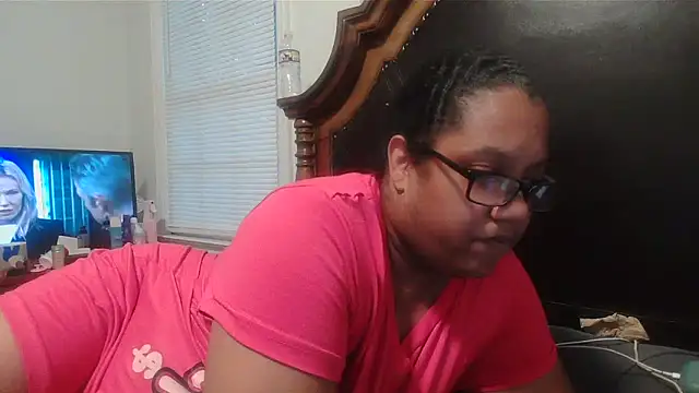 ebonyred online show from 09-18-25, 10:45