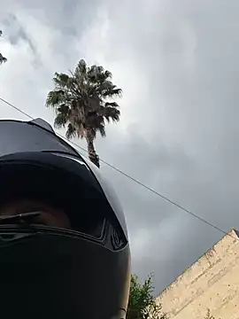 nicole valencia  online show from 02-16-25, 09:05