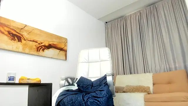 mariiana murillo01 online show from 10-19-25, 04:29