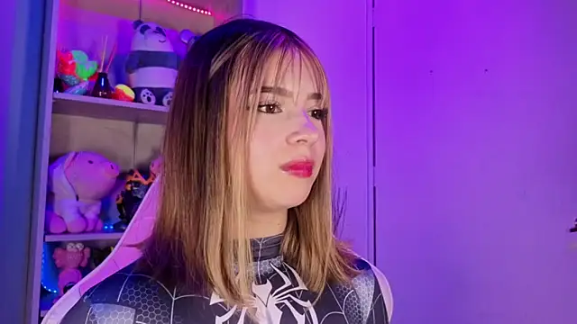 EmilyMiller  online show from 02-13-26, 04:58