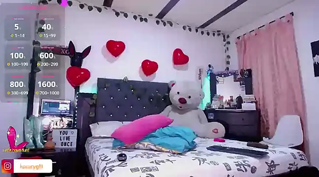 Pocahontaslovex online show from 02-18-25, 03:21