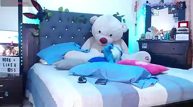 Pocahontaslovex online show from 03-07-25, 10:21