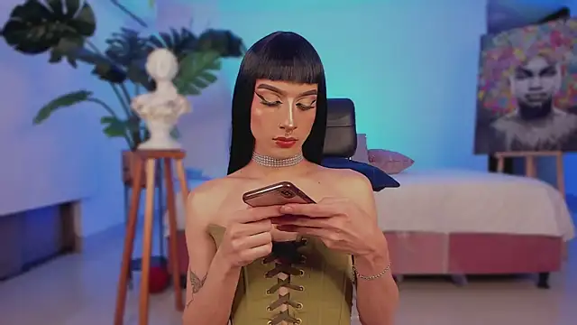 Taylor  foxxx online show from 02-18-25, 07:21