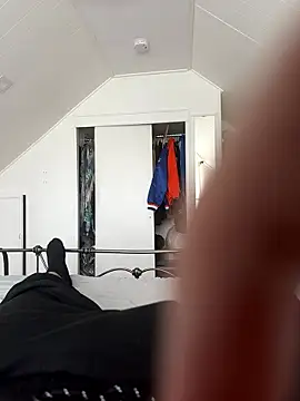 Snapshot of bwcalexander chatting on 01-11-26, 05:18 bwcalexander online show from 01-11-26, 05:18