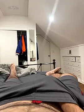 Snapshot of bwcalexander chatting on 01-17-26, 06:07 bwcalexander online show from 01-17-26, 06:07