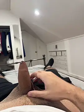 Snapshot of bwcalexander chatting on 02-04-26, 11:42 bwcalexander online show from 02-04-26, 11:42