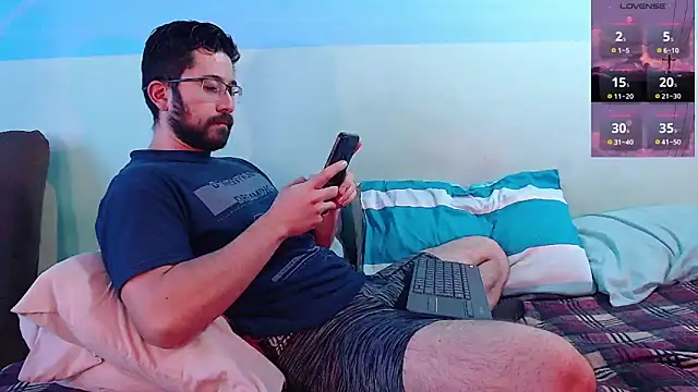 teddy foster online show from 02-11-25, 01:20