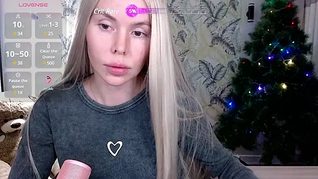 Snapshot of Marmalade_Fox chatting on 12-26-24, 10:26 Marmalade Fox online show from 12-26-24, 10:26