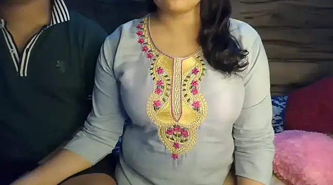 Snapshot of Trezza chatting on 02-27-25, 08:42 Trezza online show from 02-27-25, 08:42