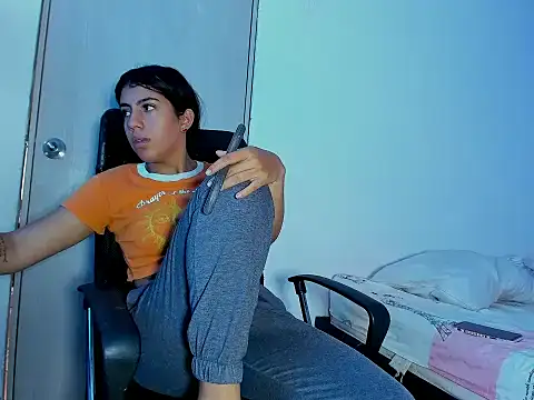 skinnyanai2 online show from 11-10-25, 05:56