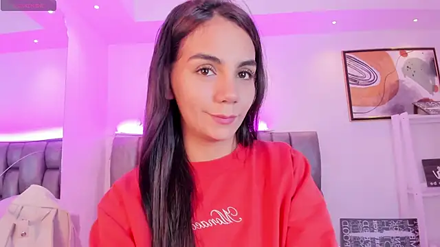 martina mancini online show from 10-04-25, 02:37