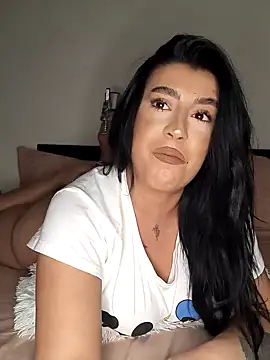 Snapshot of GiseleReine chatting on 03-13-25, 04:01 GiseleReine online show from 03-13-25, 04:01