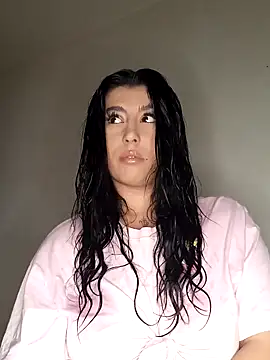 Snapshot of GiseleReine chatting on 03-19-25, 05:50 GiseleReine online show from 03-19-25, 05:50