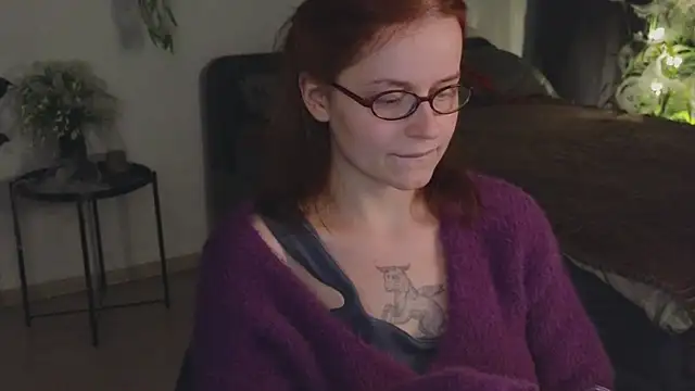 Snapshot of reb_luvng chatting on 10-26-25, 01:50 reb luvng online show from 10-26-25, 01:50