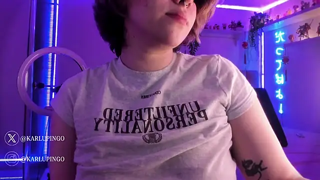 albaismynameX online show from 02-11-25, 03:08