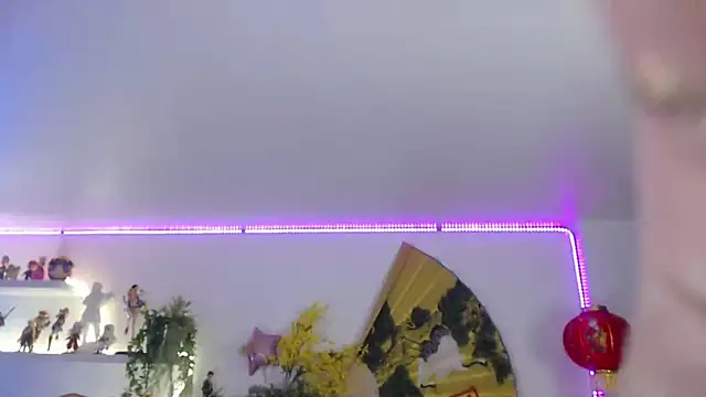 albaismynameX online show from 03-03-25, 12:05