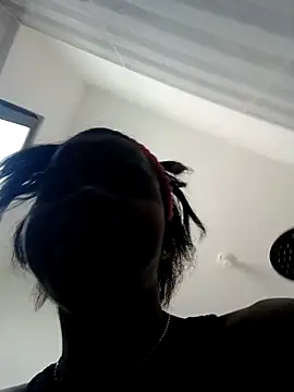 hotgal1112 online show from 02-03-26, 07:46