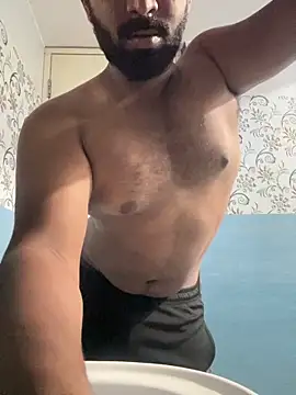 Snapshot of Handsomehunk_4U chatting on 12-08-24, 04:07 Handsomehunk 4U online show from 12-08-24, 04:07