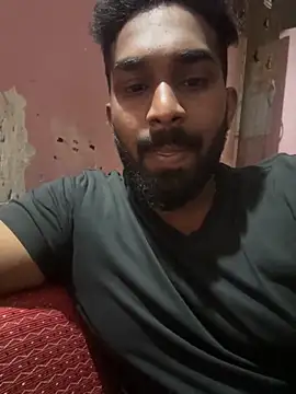 Snapshot of Handsomehunk_4U chatting on 12-10-24, 04:06 Handsomehunk 4U online show from 12-10-24, 04:06