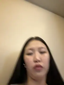 Aiko Yumi online show from 12-28-24, 11:52