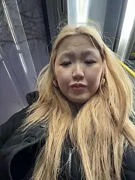 Aiko Yumi online show from 04-22-26, 05:58