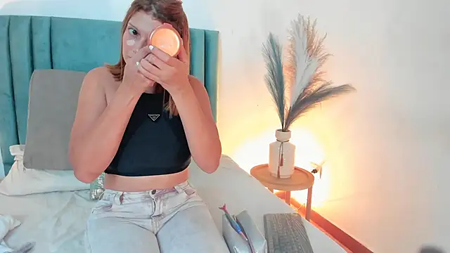 MirandaRoxx online show from 01-29-25, 06:07