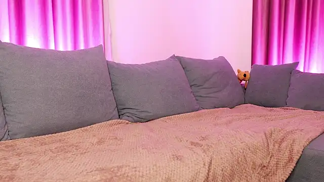 BaayBee   online show from 11-23-25, 08:52