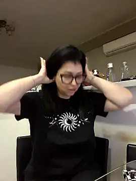 Milf Abigail online show from 10-29-25, 02:14