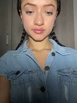 Alicia ALICIA online show from 12-23-24, 01:08