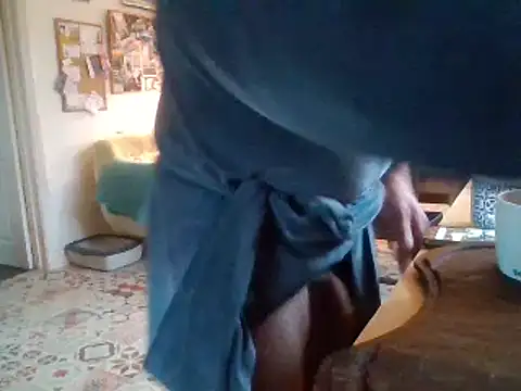 Snapshot of jakjak106 chatting on 12-12-24, 09:40 jakjak106 online show from 12-12-24, 09:40