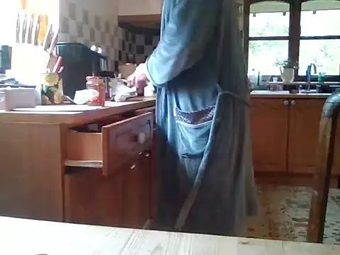 Snapshot of jakjak106 chatting on 10-12-25, 09:08 jakjak106 online show from 10-12-25, 09:08