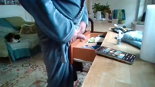 Snapshot of jakjak106 chatting on 12-01-25, 10:31 jakjak106 online show from 12-01-25, 10:31