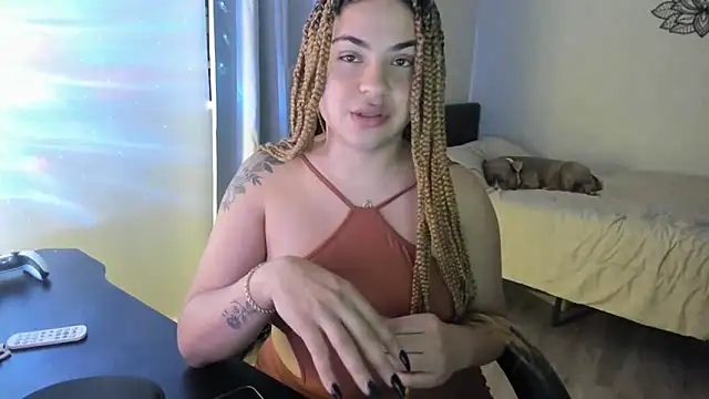 MelSaunders online show from 12-20-24, 03:47