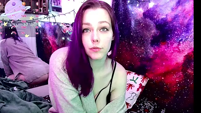 EverlyEster online show from 03-07-25, 07:19