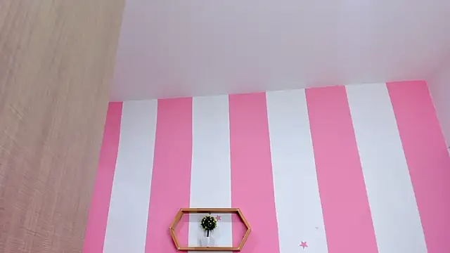 Snapshot of ISABELLA_020 chatting on 11-07-25, 01:55 ISABELLA 020 online show from 11-07-25, 01:55