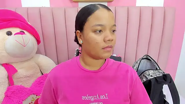 Snapshot of ISABELLA_020 chatting on 11-14-25, 02:05 ISABELLA 020 online show from 11-14-25, 02:05