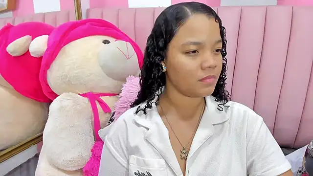 Snapshot of ISABELLA_020 chatting on 11-24-25, 01:55 ISABELLA 020 online show from 11-24-25, 01:55