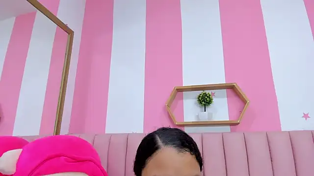 Snapshot of ISABELLA_020 chatting on 12-05-25, 02:25 ISABELLA 020 online show from 12-05-25, 02:25