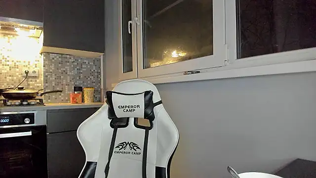 Snapshot of _torfin_ chatting on 12-09-24, 12:23 torfin online show from 12-09-24, 12:23