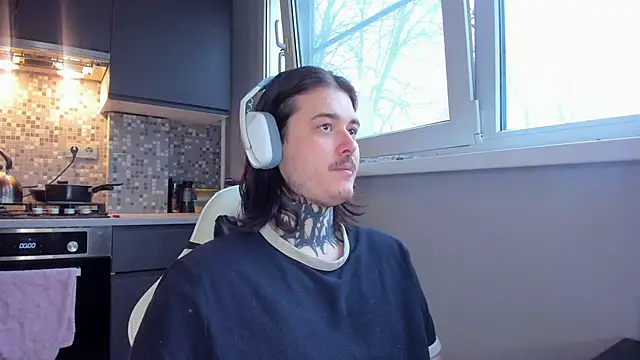 Snapshot of _torfin_ chatting on 12-29-24, 08:55 torfin online show from 12-29-24, 08:55