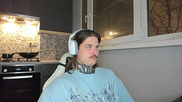 Snapshot of _torfin_ chatting on 01-10-25, 09:31 torfin online show from 01-10-25, 09:31