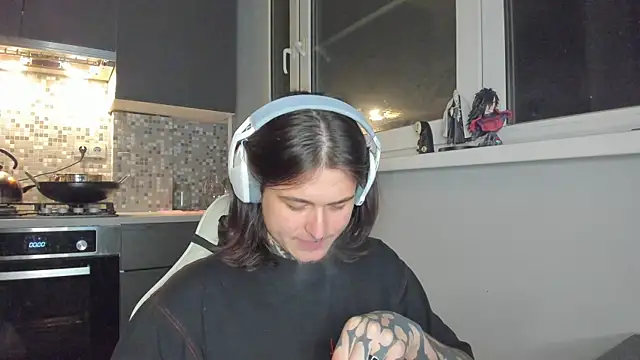 Snapshot of _torfin_ chatting on 03-07-25, 01:09 torfin online show from 03-07-25, 01:09