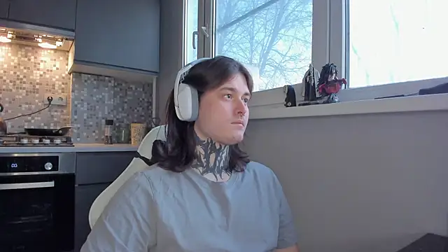 Snapshot of _torfin_ chatting on 03-15-25, 04:24 torfin online show from 03-15-25, 04:24