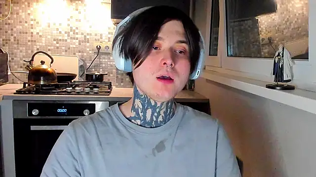 Snapshot of _torfin_ chatting on 02-13-26, 10:50 torfin online show from 02-13-26, 10:50