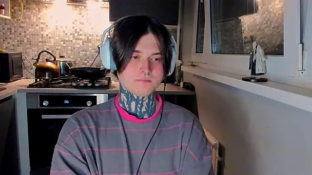 Snapshot of _torfin_ chatting on 02-23-26, 09:56 torfin online show from 02-23-26, 09:56