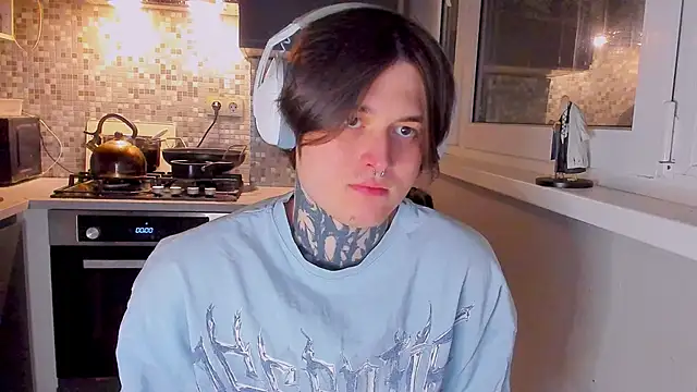 Snapshot of _torfin_ chatting on 02-26-26, 09:25 torfin online show from 02-26-26, 09:25