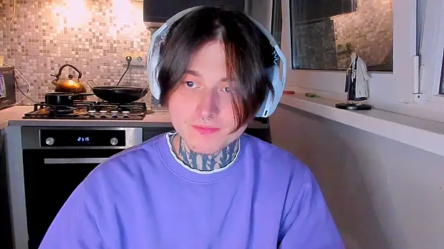 Snapshot of _torfin_ chatting on 02-28-26, 10:00 torfin online show from 02-28-26, 10:00