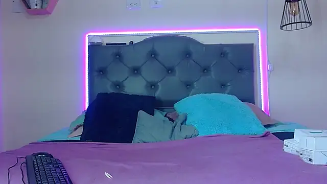 Kim clark1 online show from 11-26-25, 03:24