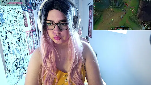 Vallolet Spencer online show from 10-19-25, 09:04